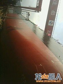 創新船舶下水技術 GMT公司57000噸干散貨船成功實現氣囊上排下水